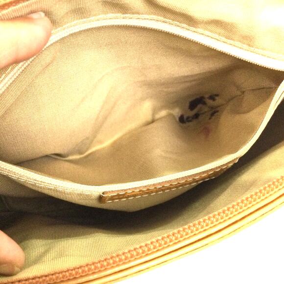 Berge Embossed Rose Leather Dark Wash Blue Denim Single Handle Bucket Handbag - Picture 12 of 16